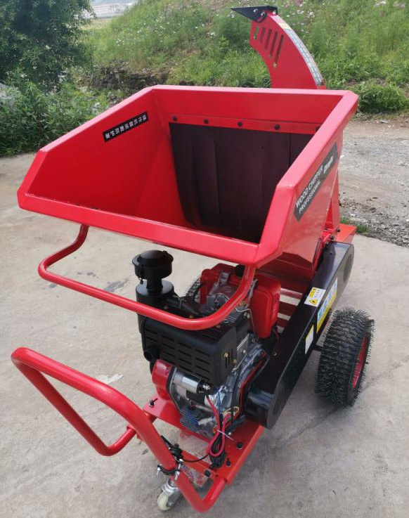 may-bam-canh-cay-lam-mun-cua-may-bam-canh-cay-tc13-13hp-2